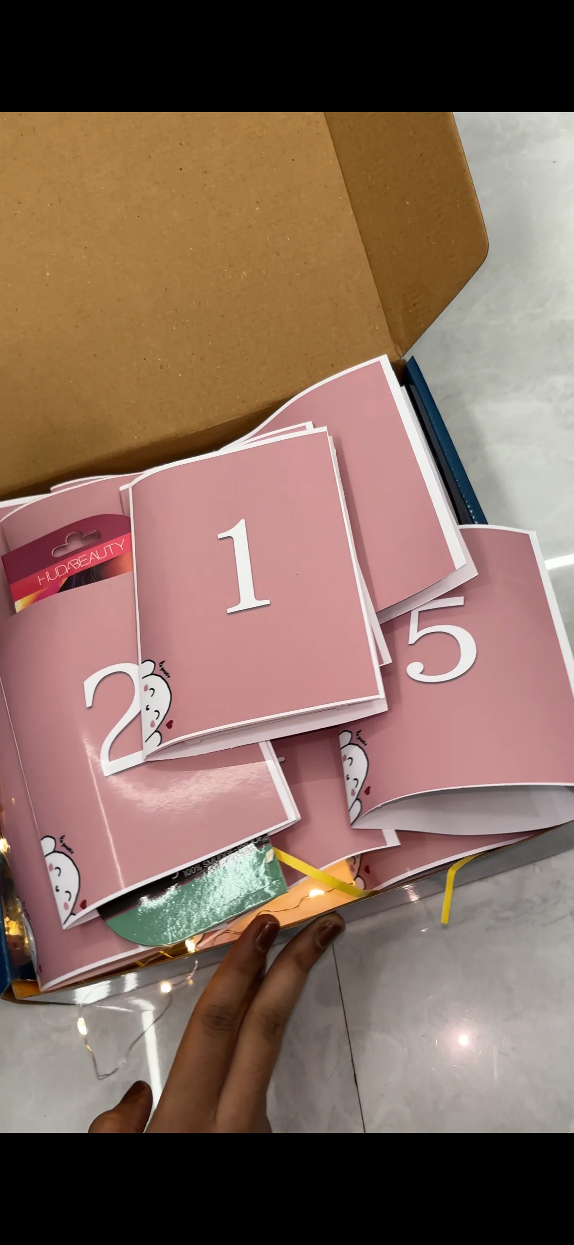 20 Age Birthday Gift Hamper for Her😍 - Image 3