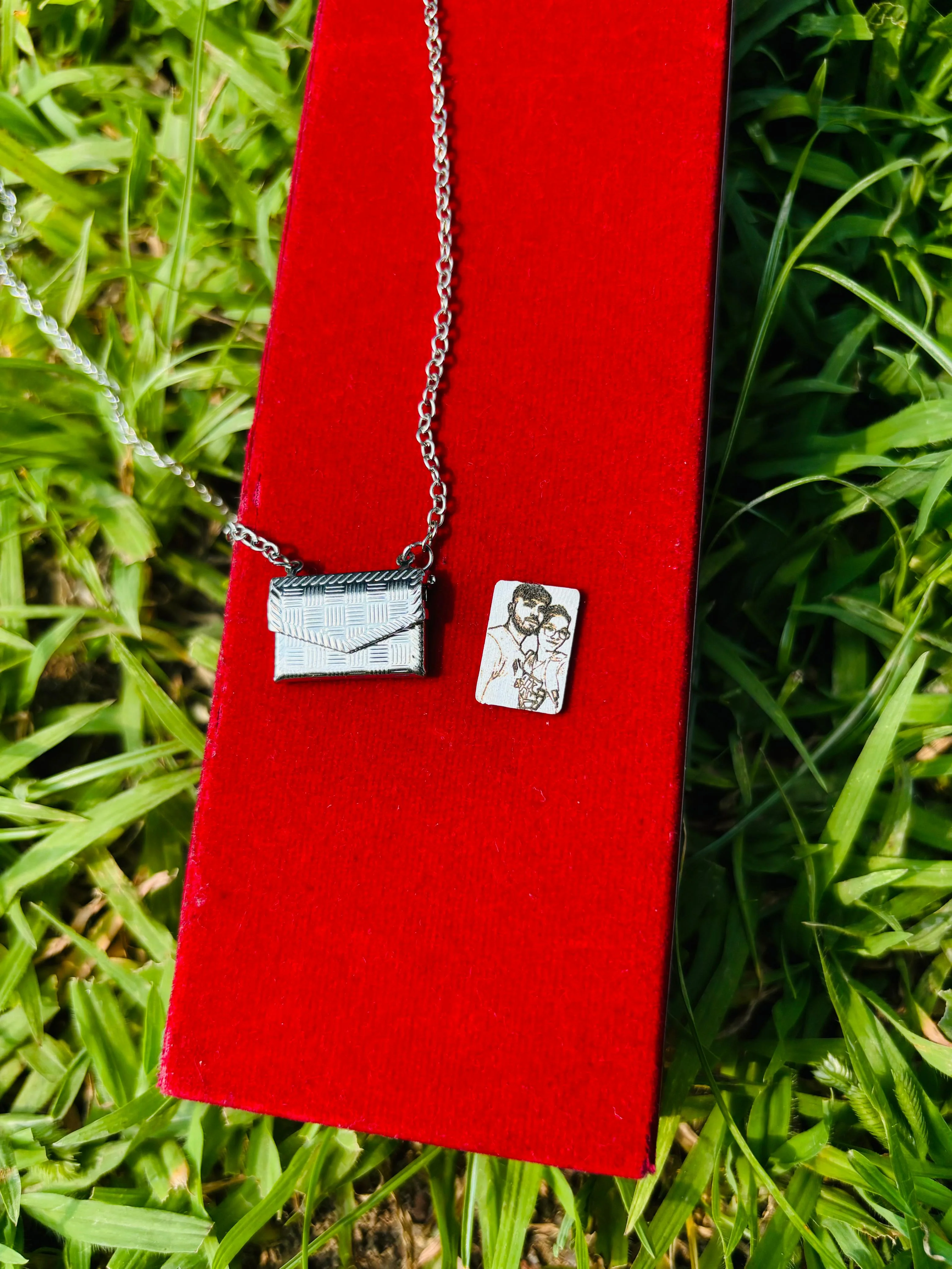 Envelope Photo Pendant - Image 3