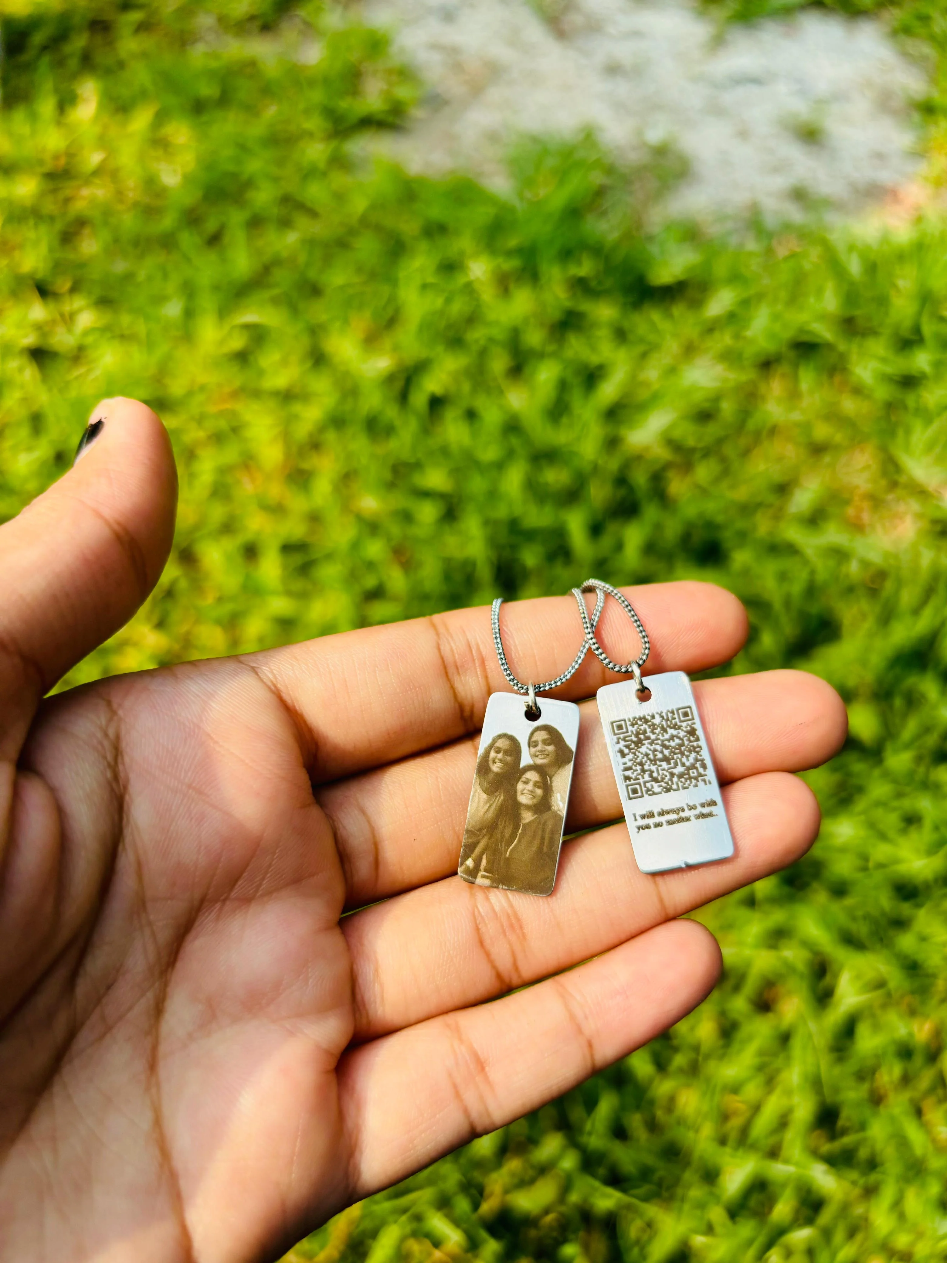 Personalized QR Photo Pendant - Image 3